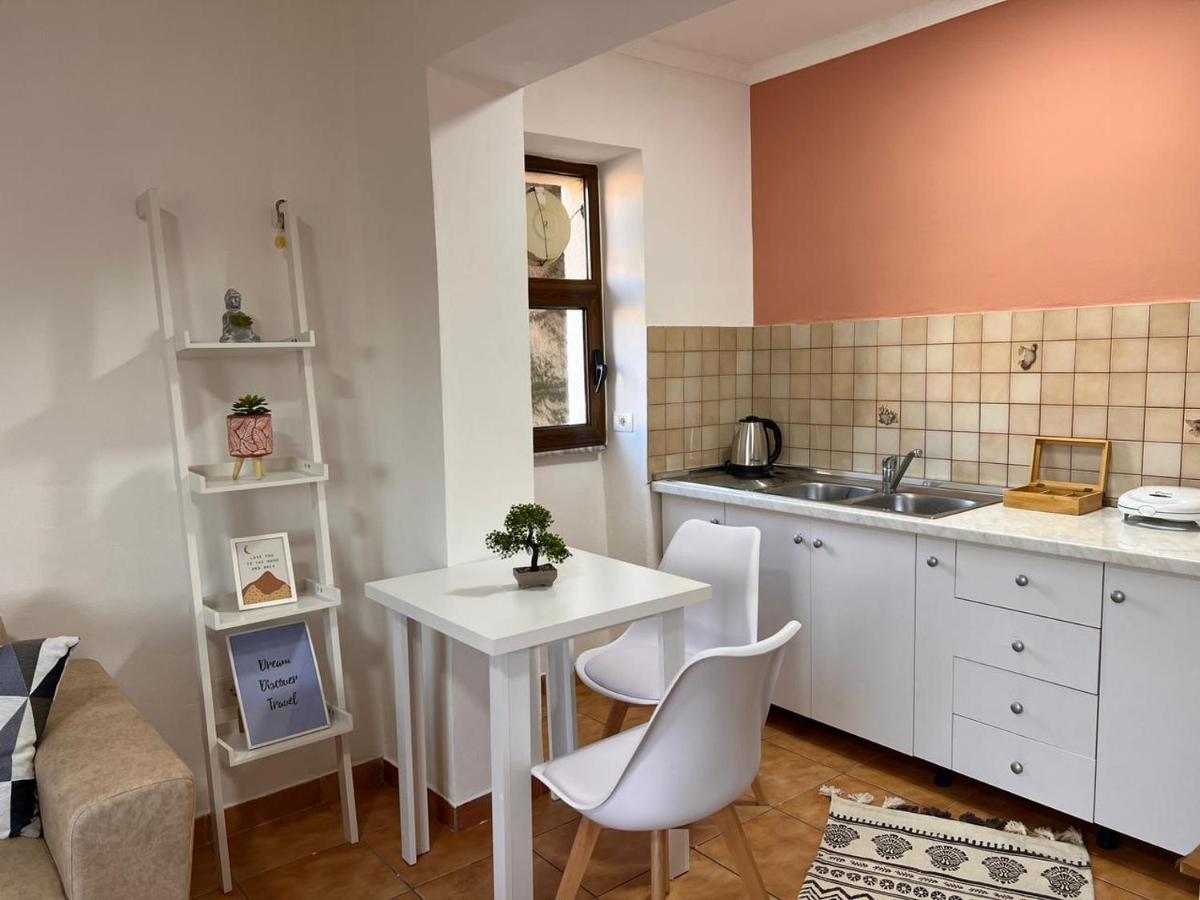 Centre Apartment In Shkoder Exterior photo